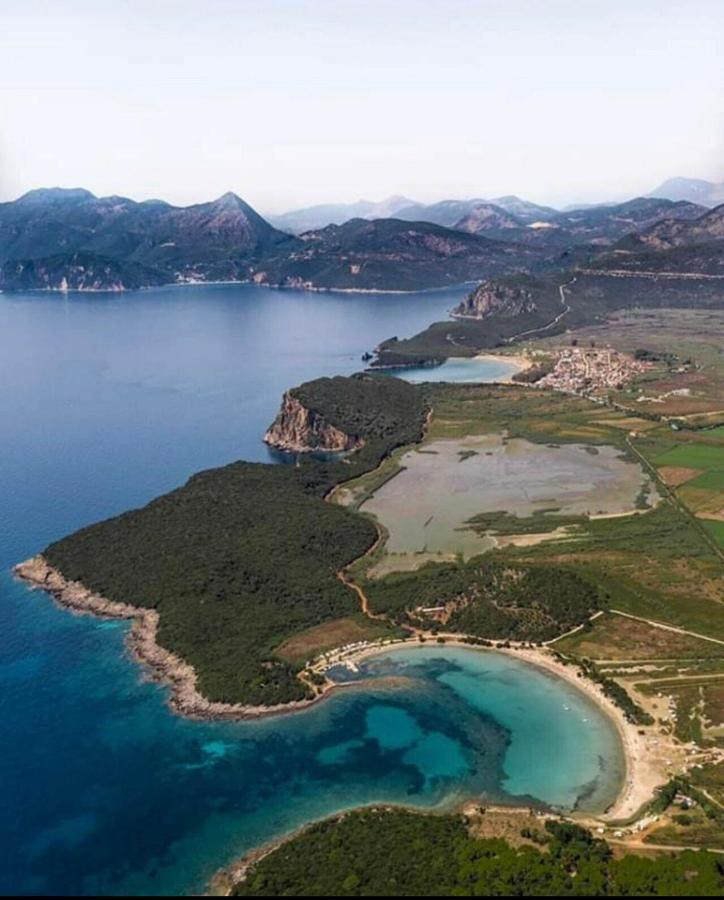 Georgiadis House Holiday home *